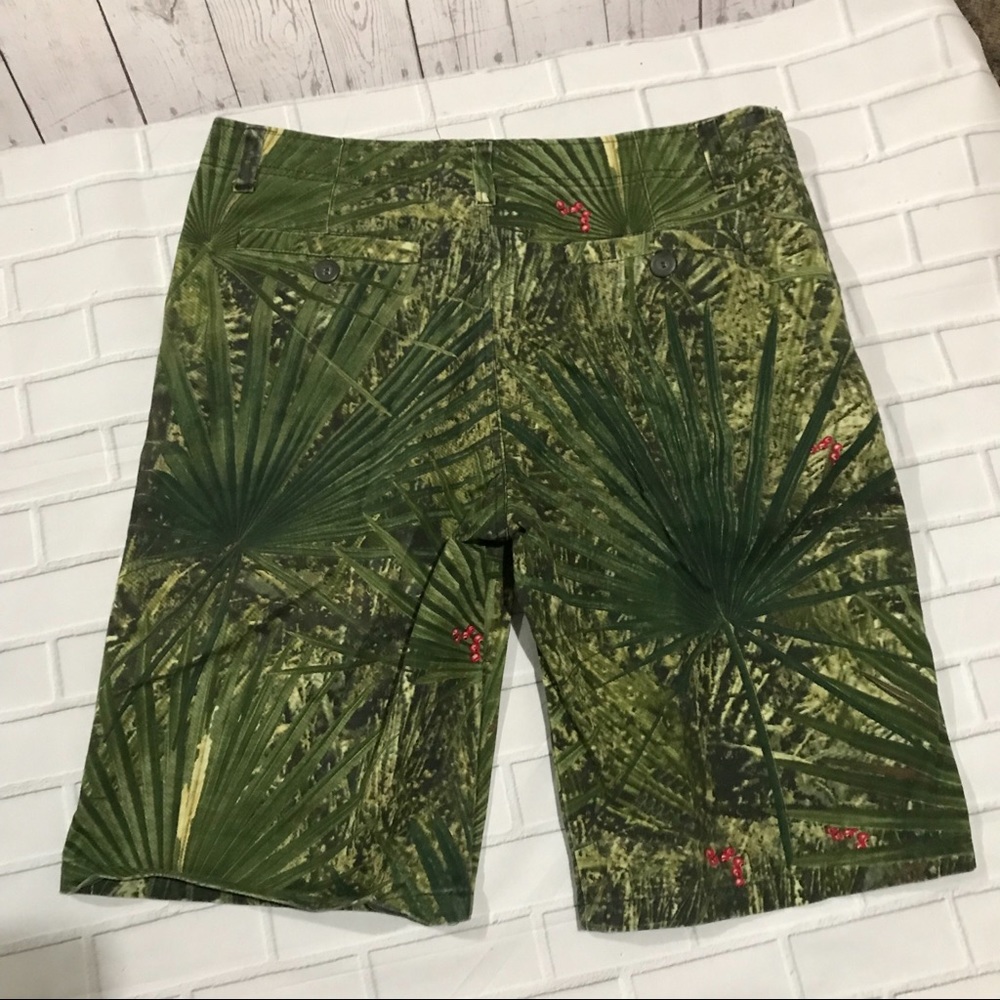 Abercrombie & Fitch Bermuda Shorts Sz 36 (Y13) - Picture 2 of 3